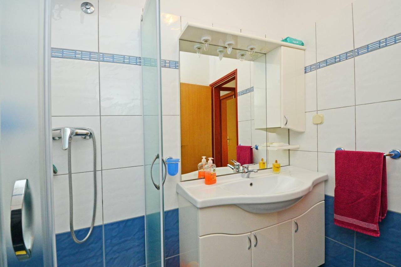 Apartmani Kramar Poreč Buitenkant foto